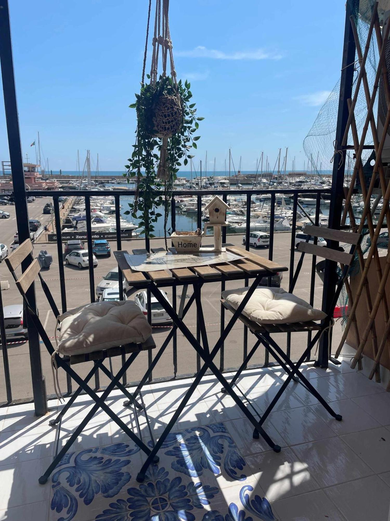 Borgo Damare Nettuno Vista Mareアパートメント エクステリア 写真